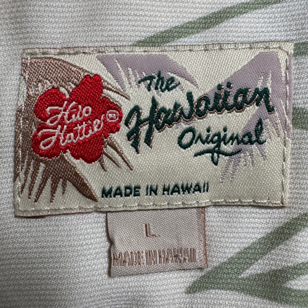 Hilo Hattie Shirt Large Mens Hawaiian 100% Rayon Floral Orchid Made in USA - Picture 2 of 8